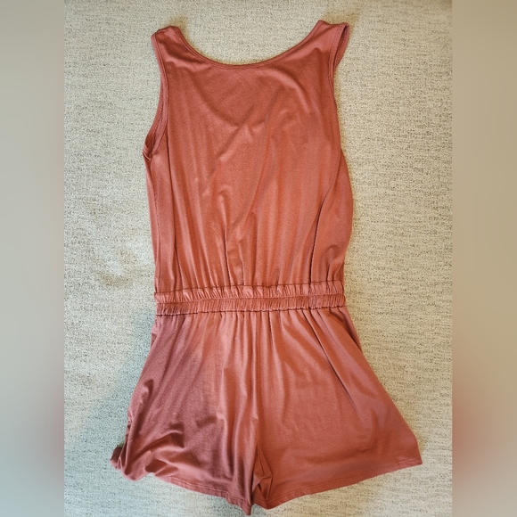 Romper - Picture 2 of 3